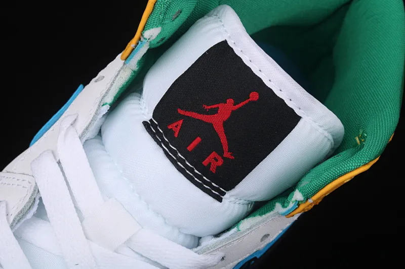 All categories Air Jordan Jordan series basketball shoes Air Jordan 1 Mid Air Jordan 1 Mid SE AJ1 Joe 1 Yuanyang mid-top basketball shoes 554725-128
